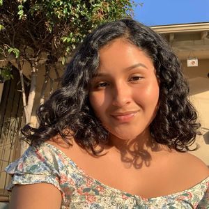 Meet your Posher, Gabriela